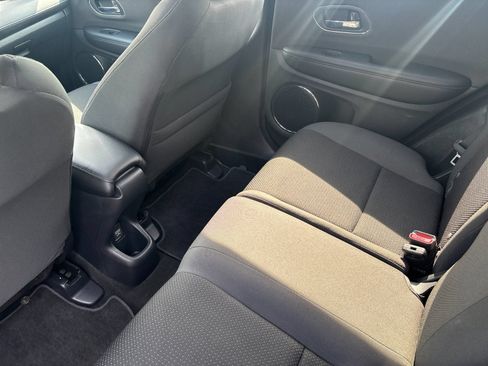 Used 2022 Honda HR-V EX image 13