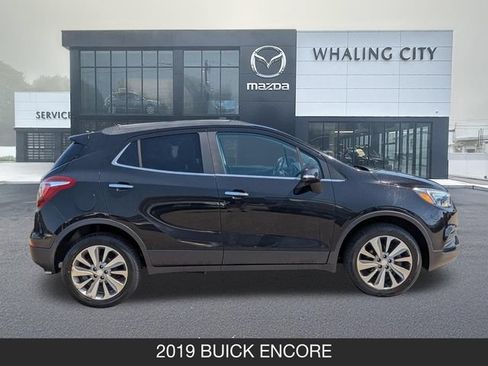 Used 2019 Buick Encore Preferred AWD/4WD image 9