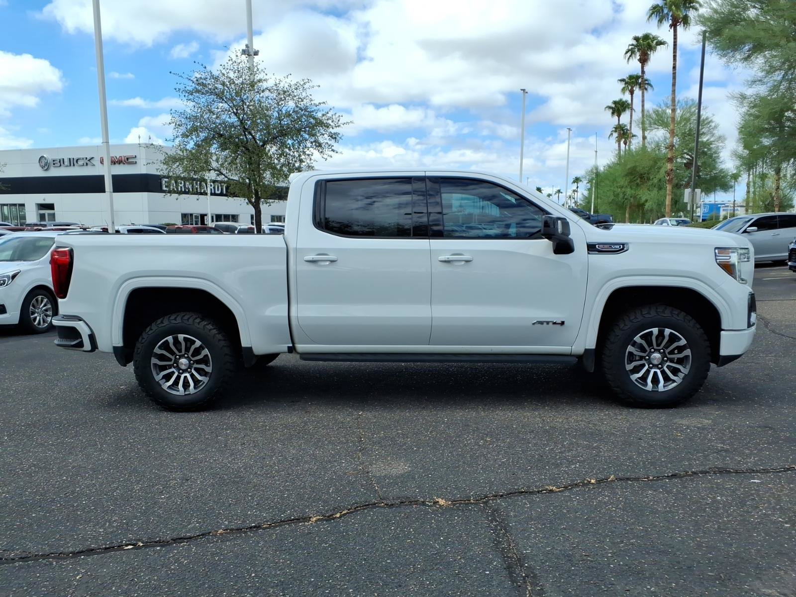 Used 2022 GMC Sierra 1500 AT4 w/ AT4 Premium Package AWD/4WD image 7