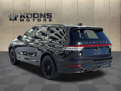New 2025 Lincoln Aviator Reserve w/ Jet Appearance Package image 3