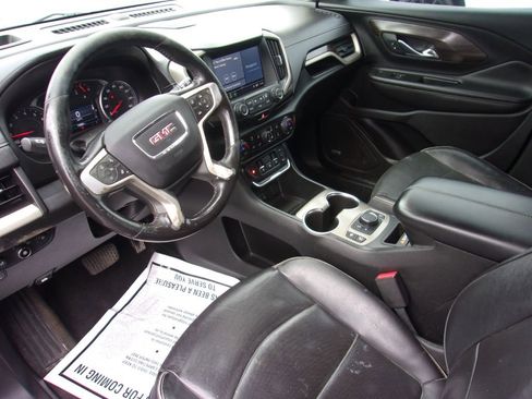 Used 2018 GMC Terrain Denali w/ Comfort Package image 8