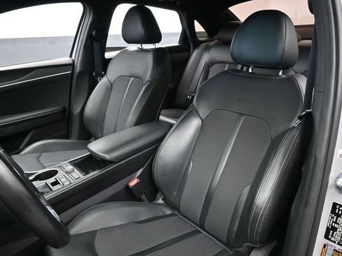 Used 2023 Kia K5 GT-Line FWD image 10