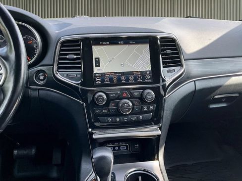 Used 2022 Jeep Grand Cherokee Limited AWD/4WD image 7