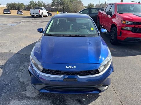 Used 2023 Kia Forte LXS w/ LXS Technology Package FWD image 10