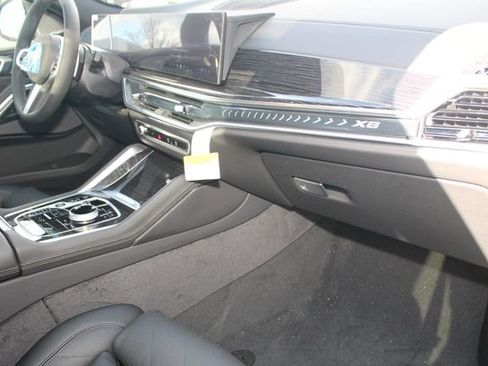 New 2026 BMW X6 xDrive40i w/ Executive Package image 24