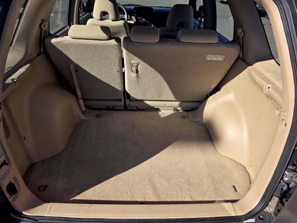 Used 2005 Honda CR-V LX image 13