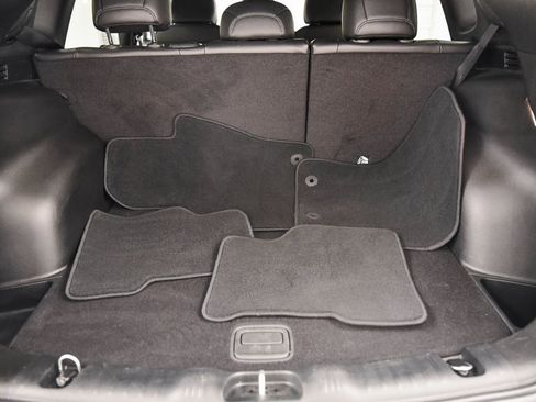 Used 2024 Jeep Compass Limited image 13