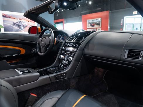 Used 2015 Aston Martin V12 Vantage S image 31