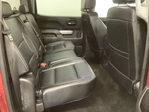 Used 2018 Chevrolet Silverado 1500 LT w/ All Star Edition image 28