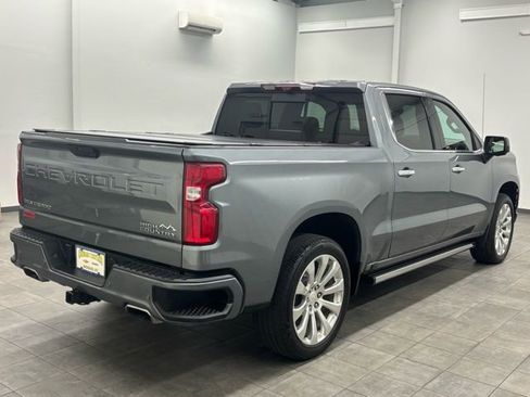 Used 2020 Chevrolet Silverado 1500 High Country w/ Technology Package image 2