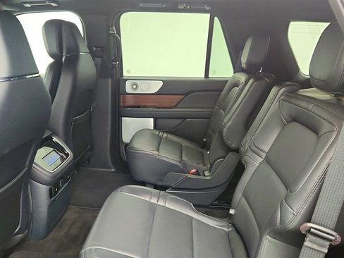 Used 2023 Lincoln Navigator Reserve image 21