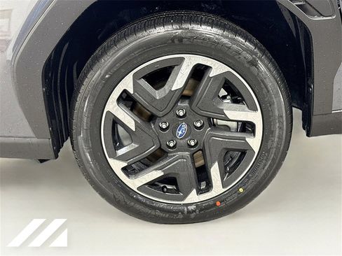 New 2025 Subaru Forester Limited image 33