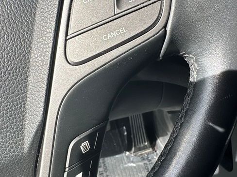 Used 2017 Hyundai Santa Fe Sport FWD image 30