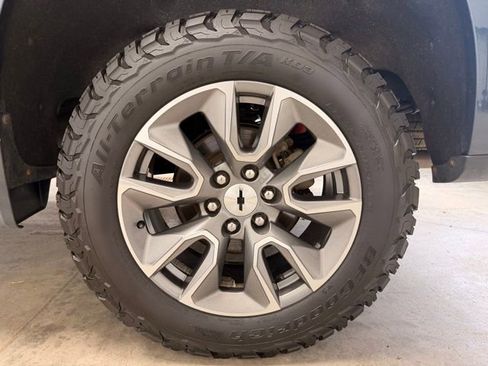 Used 2021 Chevrolet Silverado 1500 RST AWD/4WD image 15