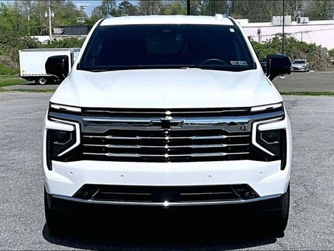 Used 2026 Chevrolet Tahoe LT w/ Comfort Package AWD/4WD image 5