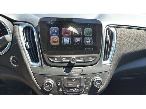 Used 2016 Chevrolet Malibu LT FWD image 17