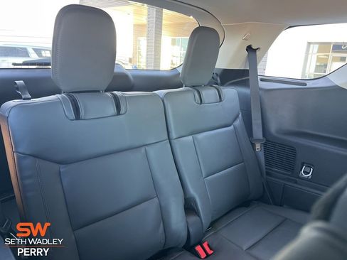 New 2026 Ford Explorer Active w/ Active Comfort Package image 14