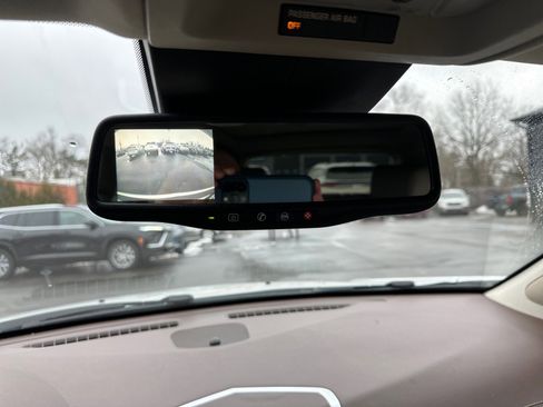 Used 2011 Cadillac SRX Luxury image 35