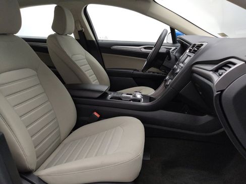 Used 2020 Ford Fusion S FWD image 21