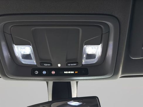 Used 2022 Chevrolet Silverado 1500 RST image 20