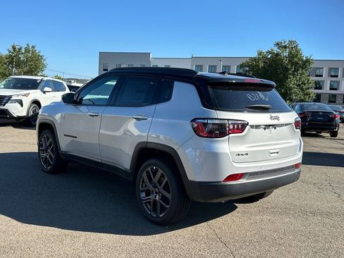 New 2025 Jeep Compass Limited w/ Sun & Sound Group image 4