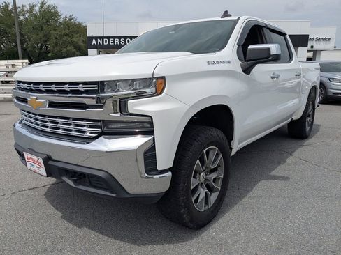 Used 2020 Chevrolet Silverado 1500 LT AWD/4WD image 8