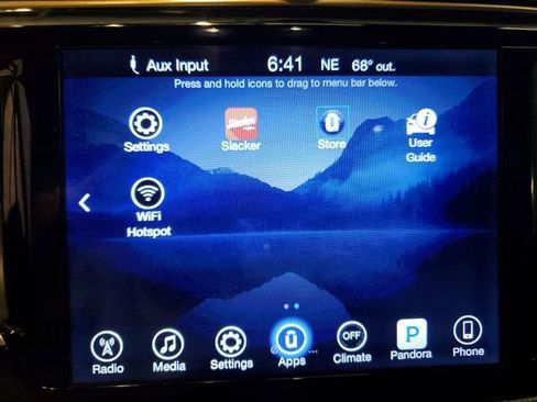 Used 2017 Chrysler Pacifica Touring FWD image 21