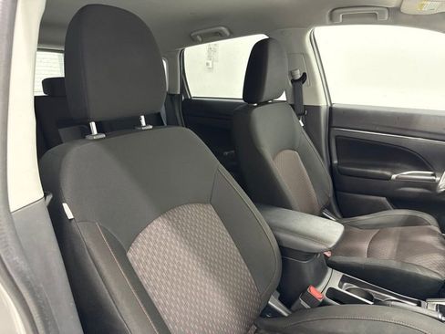 Used 2019 Mitsubishi Outlander Sport ES AWD/4WD image 10