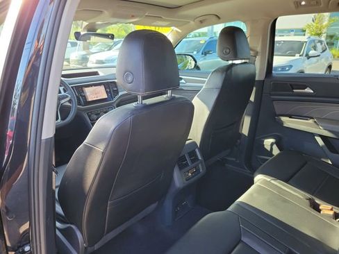 Used 2022 Volkswagen Atlas SEL AWD/4WD image 18