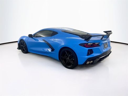 Used 2023 Chevrolet Corvette Stingray Coupe w/ 1LT image 7