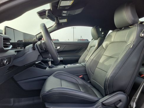 Certified 2025 Ford Mustang GT Premium image 16