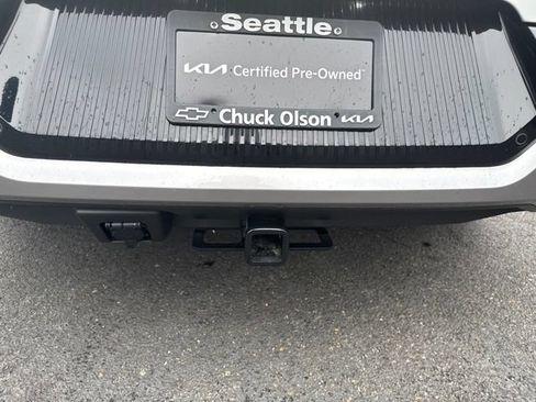 Certified 2024 Kia EV9 Land AWD/4WD image 8