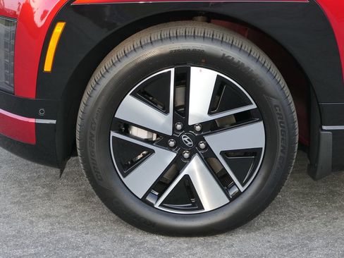 New 2026 Hyundai Ioniq 9 SEL image 8