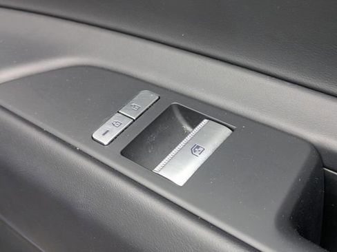 Used 2024 Genesis GV80 2.5T AWD/4WD image 35