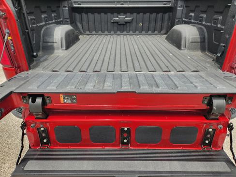 Used 2023 Chevrolet Silverado 1500 LTZ AWD/4WD image 25