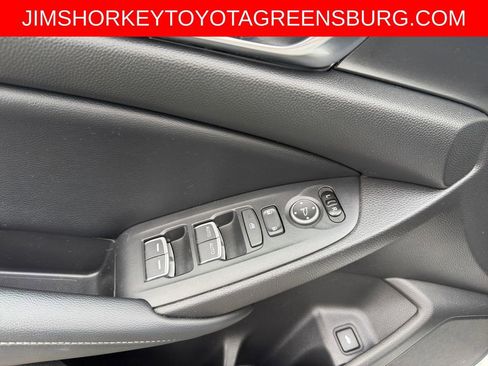 Used 2018 Honda Accord Sport image 13