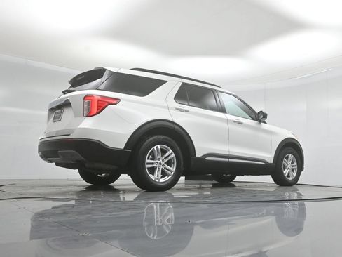 Certified 2023 Ford Explorer XLT w/ Equipment Group 202A RWD image 50