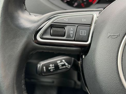 Used 2018 Audi Q3 2.0T Premium Plus w/ Premium Plus Package AWD/4WD image 36