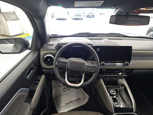 Certified 2023 Chevrolet Colorado ZR2 w/ Desert Boss Special Edition image 12