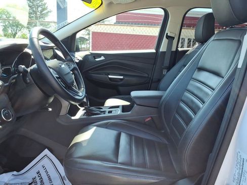 Used 2019 Ford Escape SEL AWD/4WD image 12