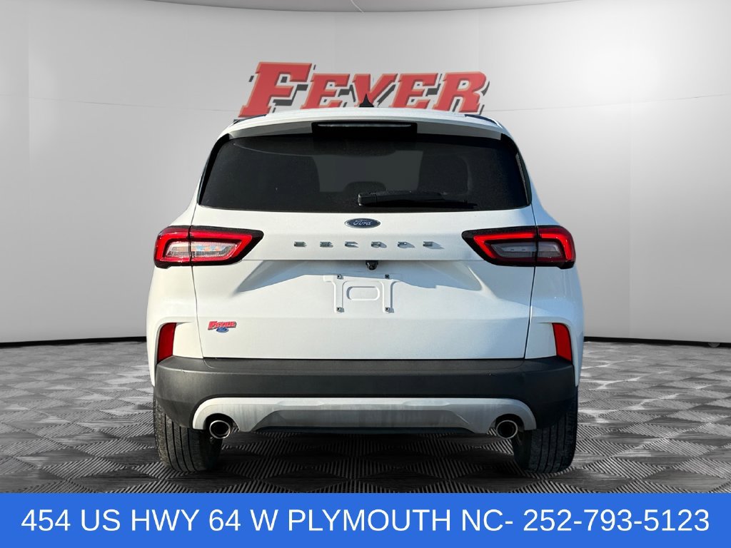 Used 2023 Ford Escape Active FWD image 4