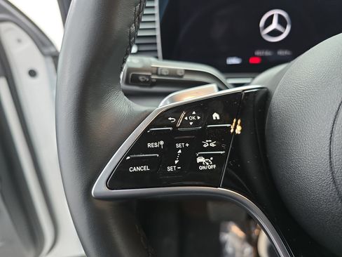 Used 2025 Mercedes-Benz GLE 450 4MATIC image 17
