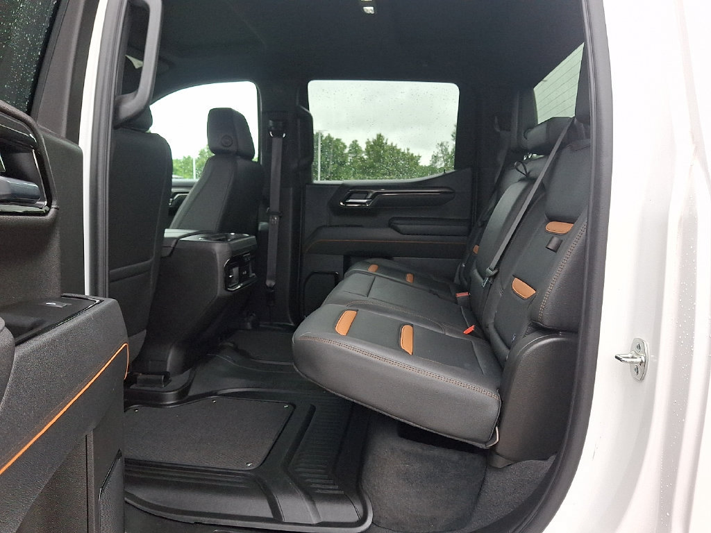 Used 2025 GMC Sierra 1500 AT4 AWD/4WD image 11