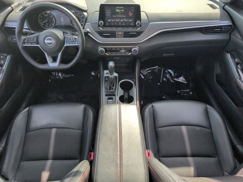 Used 2025 Nissan Altima 2.5 SR AWD/4WD image 25