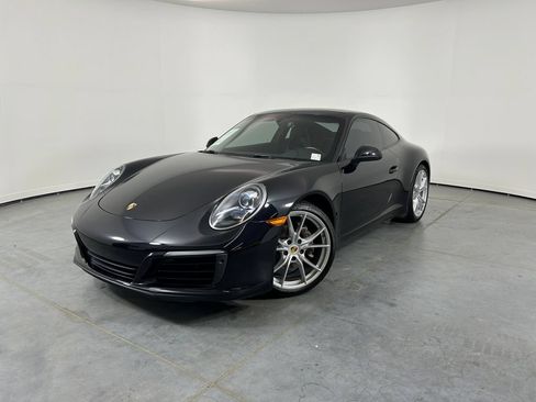 Used 2018 Porsche 911 Carrera RWD image 1
