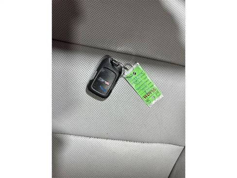 Used 2017 GMC Acadia SLT image 28