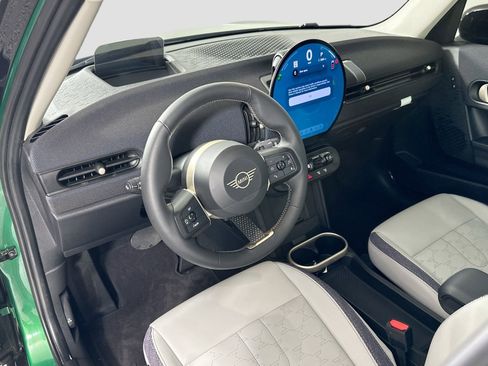 Certified 2025 MINI Cooper S image 11