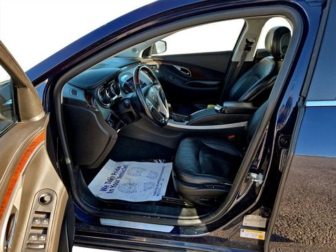 Used 2011 Buick LaCrosse CXS image 27