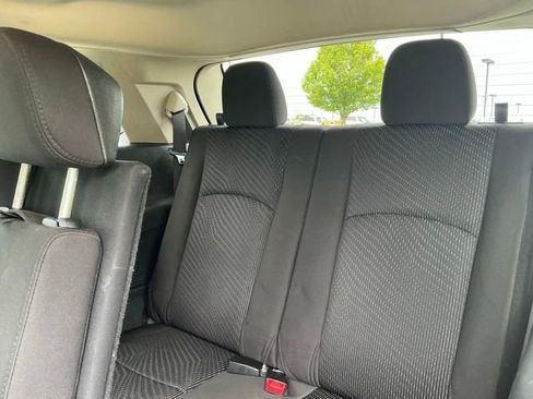 Used 2017 Dodge Journey SE w/ Flexible Seating Group FWD image 31