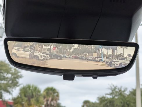 Certified 2023 Cadillac Escalade Premium Luxury image 34